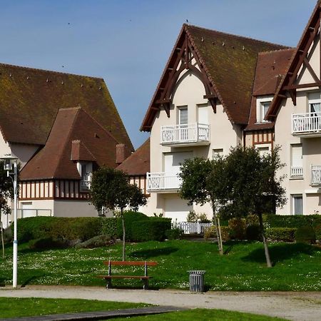 Triplex Avec Jardinet - Wifi - A 400M De La Plage กูร์เซิล-โซร์-แม ภายนอก รูปภาพ