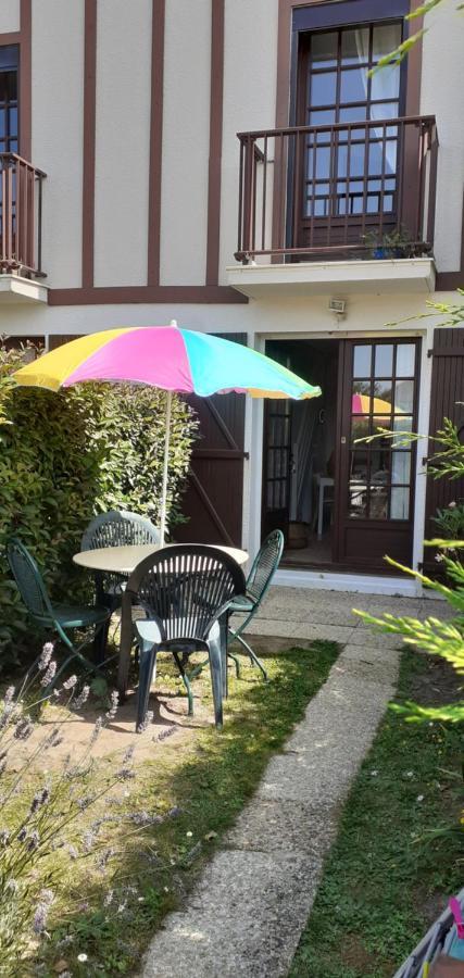 Triplex Avec Jardinet - Wifi - A 400M De La Plage กูร์เซิล-โซร์-แม ภายนอก รูปภาพ